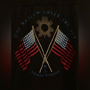 Tommy Bahama 100% Silk Men's Hawaiian Shirt